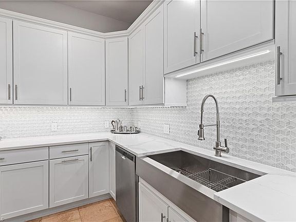 4th image of 21490 Strada Nuova CIR #D211