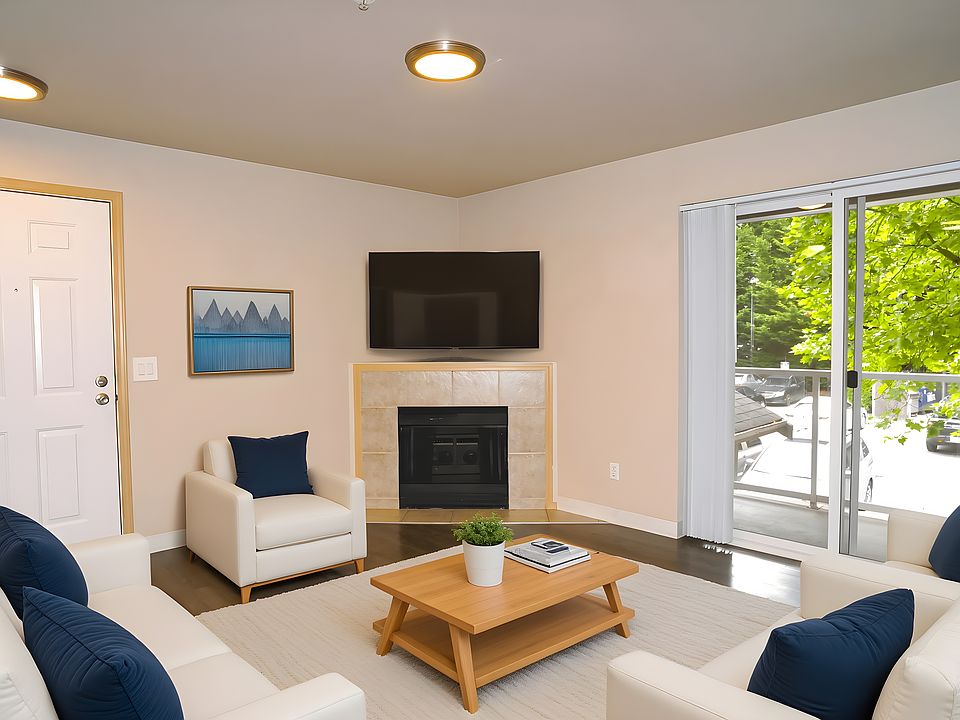 1st image of 1405 S 308th St #201