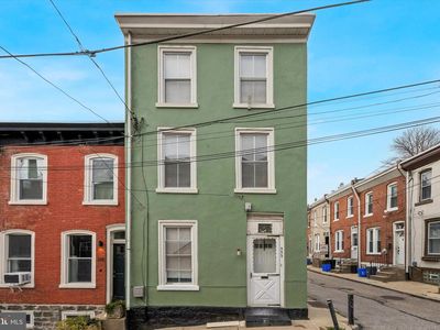352 Carson St, Philadelphia, PA, 19128