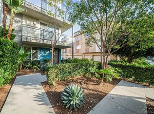 612 Rockefeller, Irvine, CA 92612