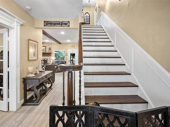 4th image of 3814 Wildwood Ridge Dr