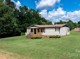 2400 Journeys Pass, Newton, NC 28658