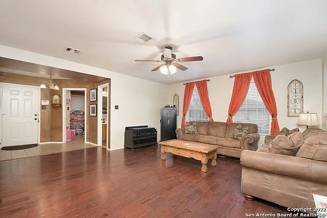 1427 Range Fld — Photo 3