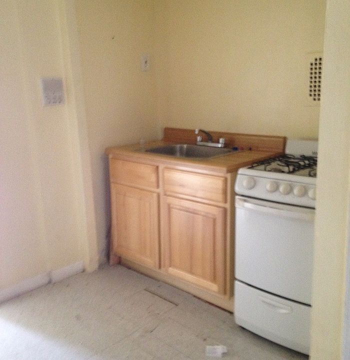 2nd image of 522 W 159th St APT 4D