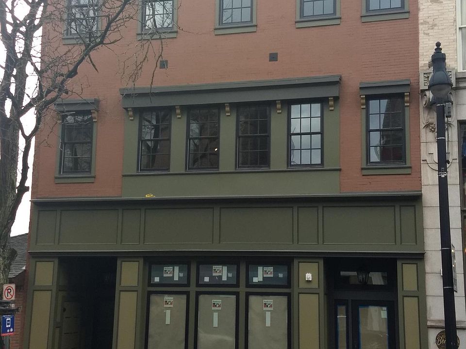 1st image of 428 Northampton St