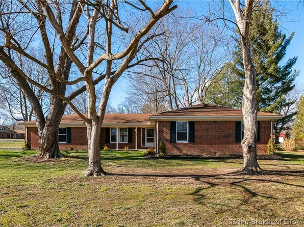 757 S Forrest Drive, Sellersburg, IN 47172