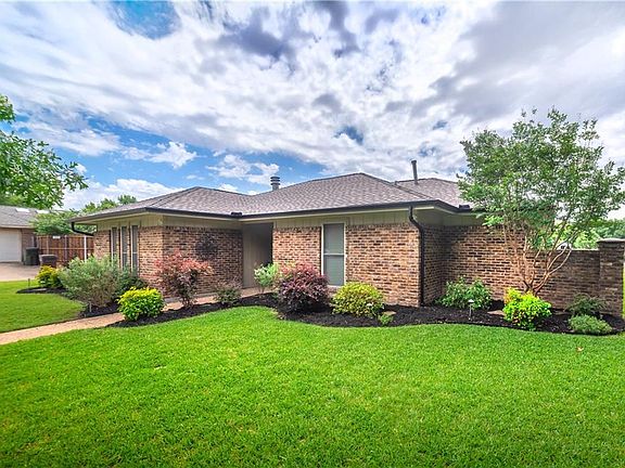 2nd image of 3904 Grifbrick Dr