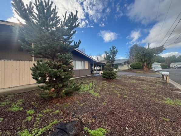 111 N 3rd St APT 1
