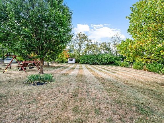 3rd image of 7019 Sprucewood Ct