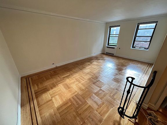 4th image of 303 E 37th St APT 5D