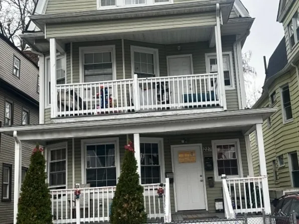 227 Amherst St, East Orange City, NJ 07018