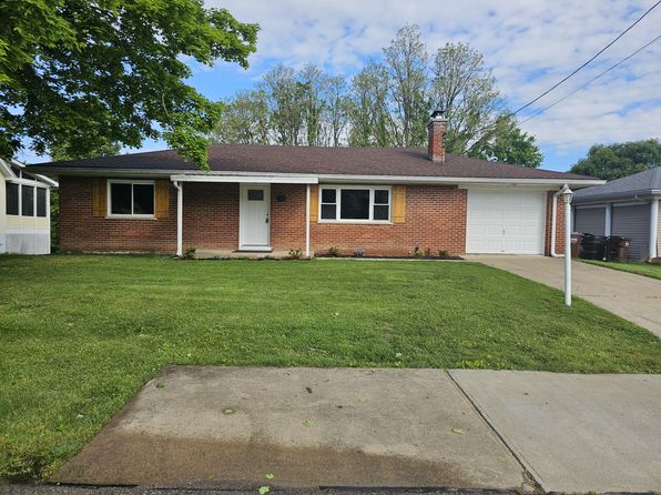682 Meadow Ln
