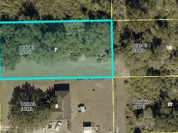 2310 Irving AVE, ALVA, FL 33920