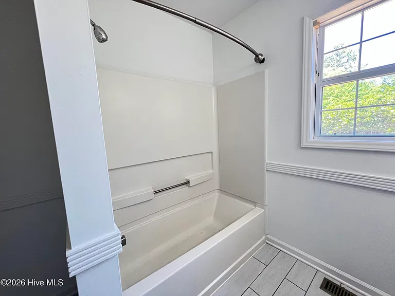 10 Beryl Cir — Photo 18