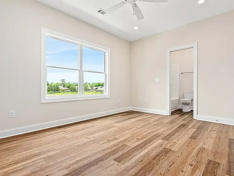 3260 Academy Dr #606 — Photo 8