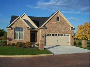 120 Riveside Cmns, Maumee, OH 43537