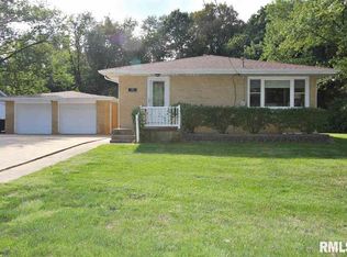 2311 S Skyway Rd, Peoria, IL 61607