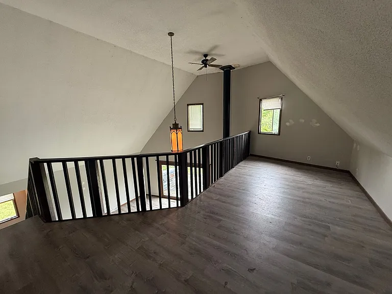 4284 Jefferson St — Photo 44