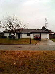 1st image of 3237 Yorktown Dr