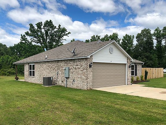 Left Yard, Dining Window 
