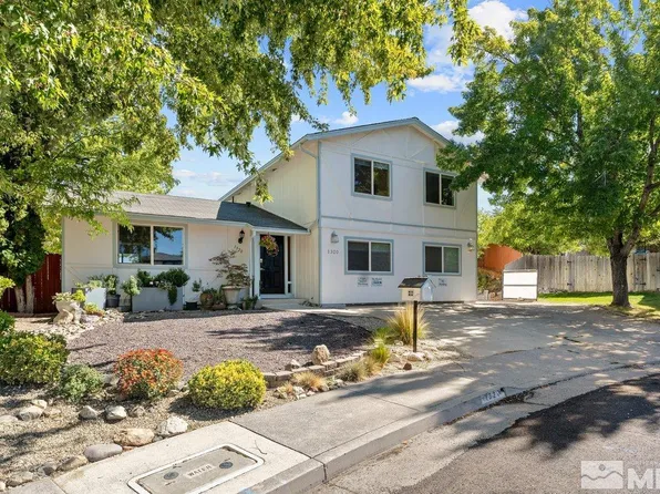 1320 King Arthur Ct, Reno, NV 89503