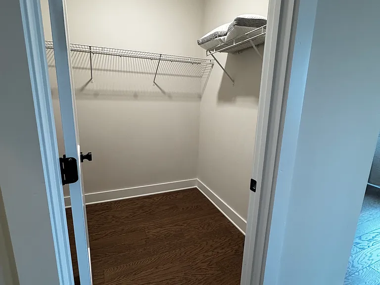 110 Wesser St — Photo 23