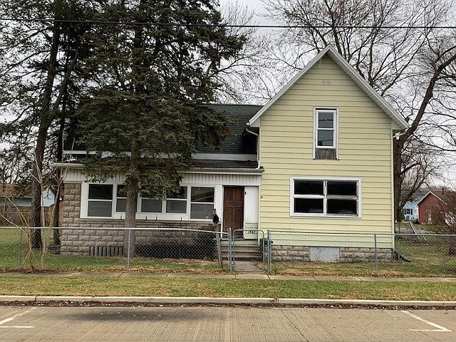 1st image of 1402 N Aurora St