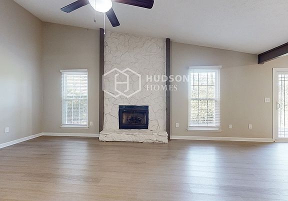 2nd image of 4805 Lake Park Ct NW