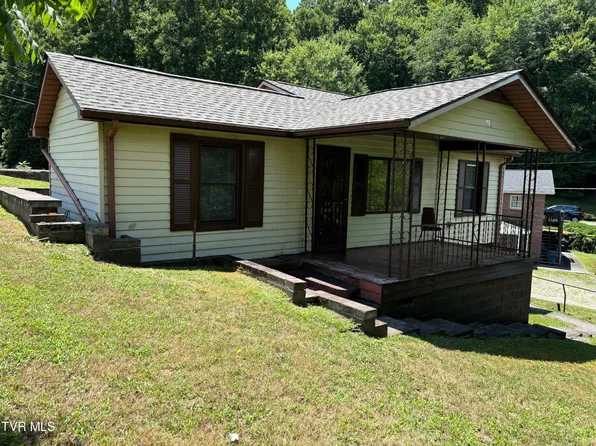 512 King Ave SE, Coeburn, VA 24230