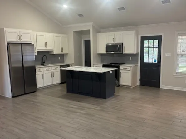 2922 Bobbie St, Bossier City, LA 71112
