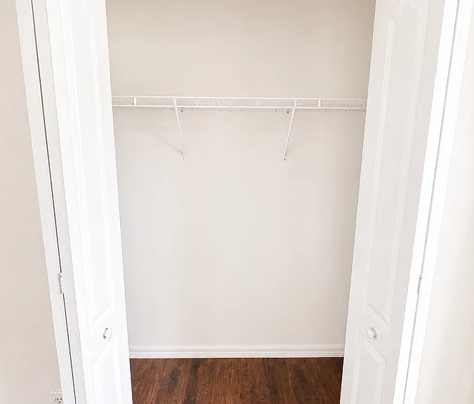12857 Dresden Ct — Photo 33