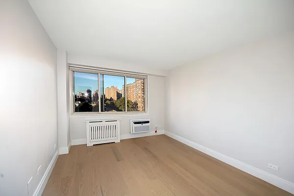 Rented by Silverstreet RE LLC | media 17