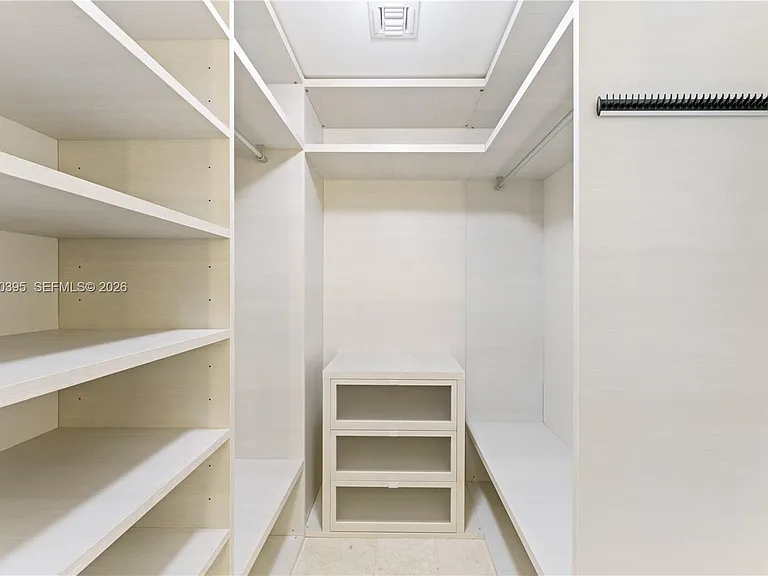 88 SW 7th St #712 — Photo 13