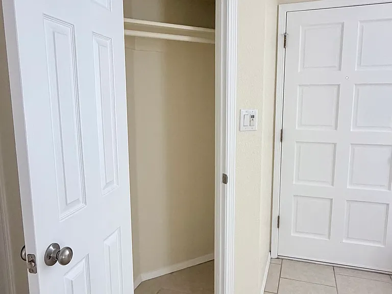 6125 Rosetree Pl NE — Photo 5