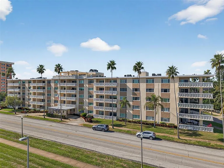 1200 N Shore Dr NE #201 — Photo 43