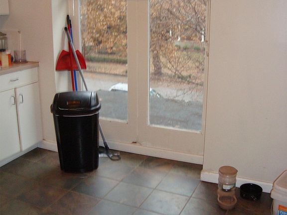 5th image of 4362 McPherson Ave