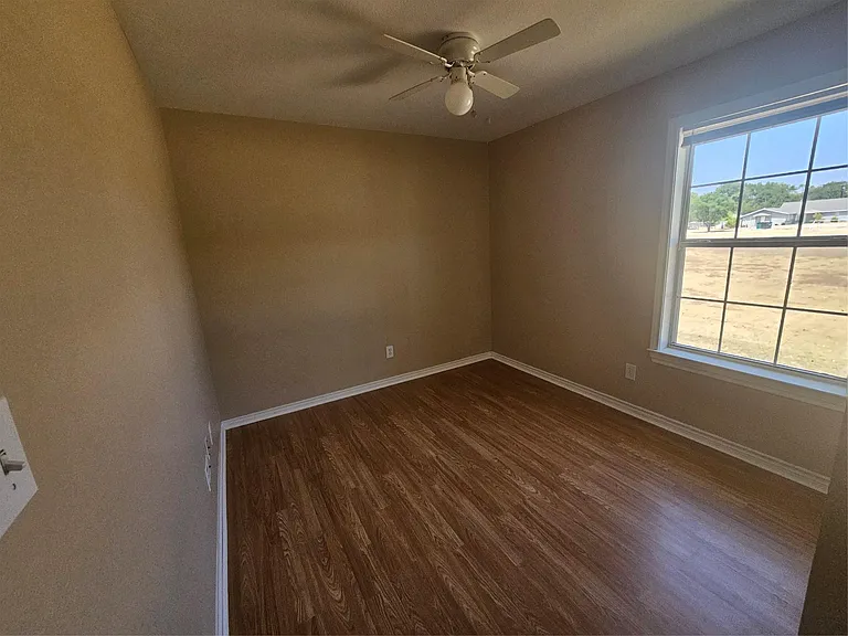 1605 Stuart Rd — Photo 18