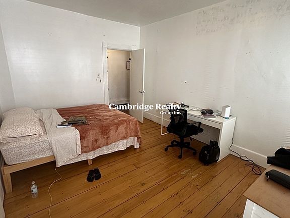5th image of 50 Fisher Ave #1T