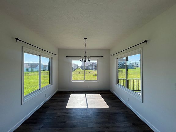 5th image of 5335 Daffodil Dr