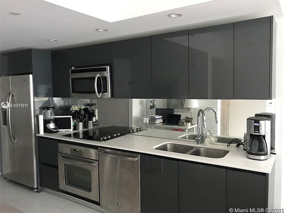 1st image of 31 SE 6th St APT 1803