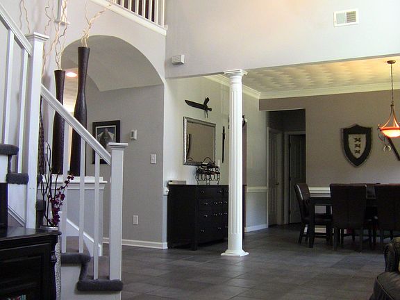 3rd image of 1656 Chestwood Dr