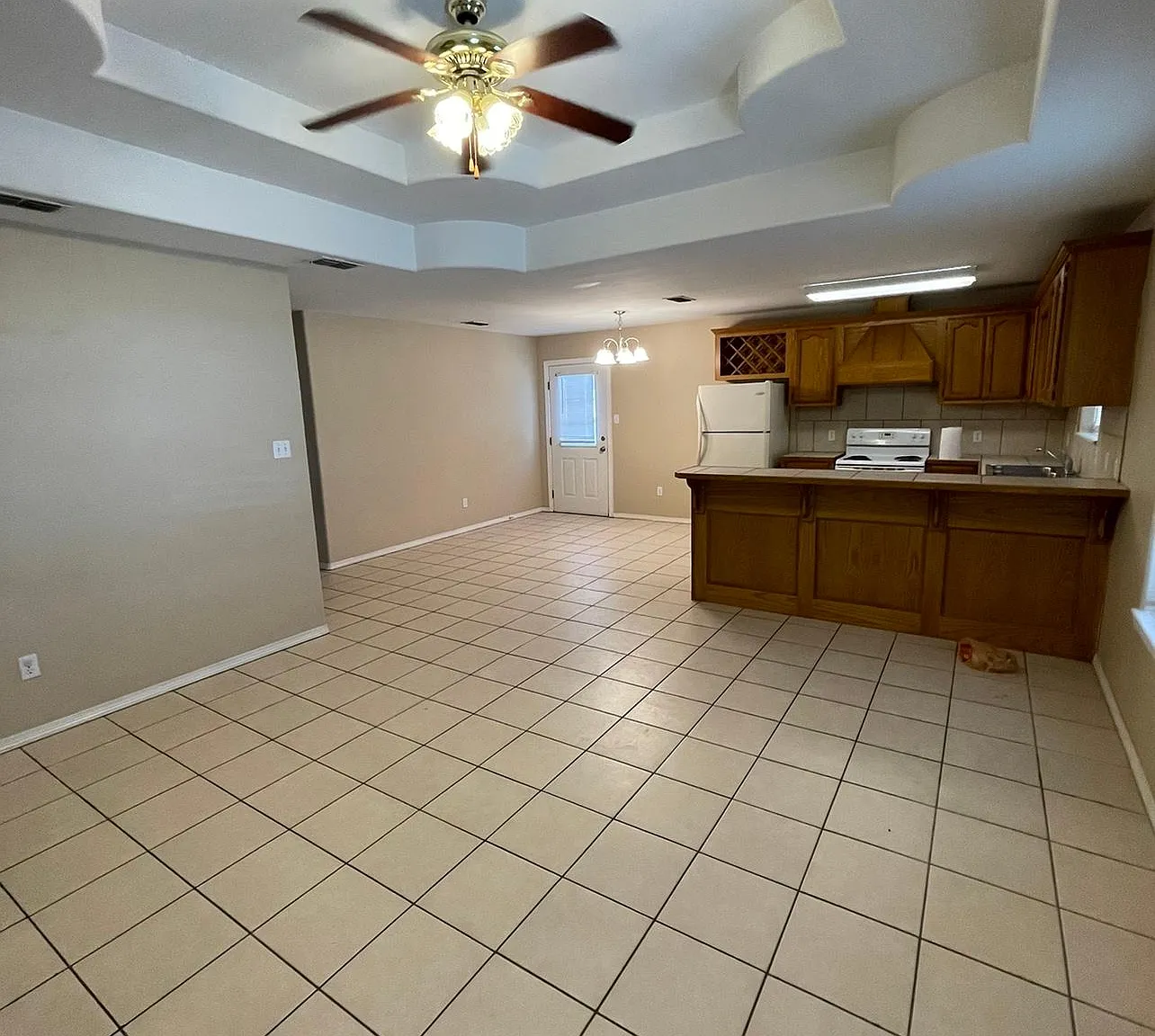 3110 Carson St — Photo 2