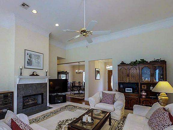 4th image of 507 Arrowhead Forest Dr