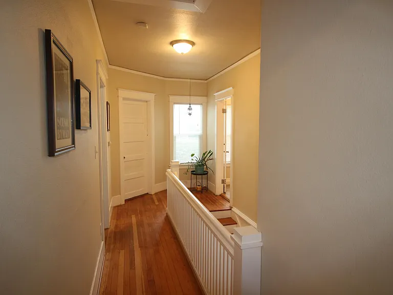 1407 S 9th St — Photo 10