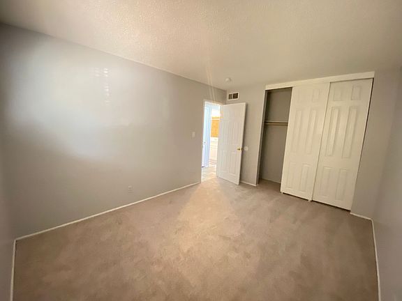 4th image of 3841 Daisy St #14