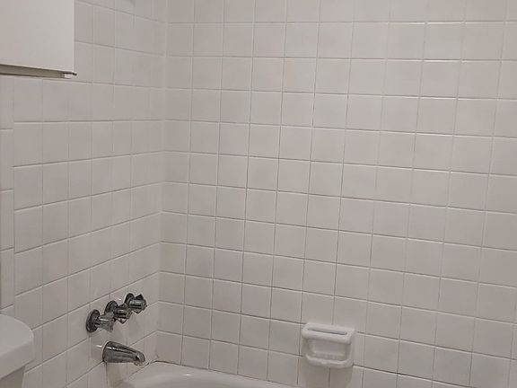4th image of 12888 Montfort Dr APT 223