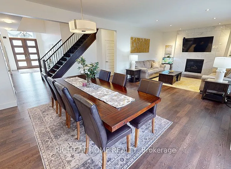 1345 Dyer Cres — Photo 18