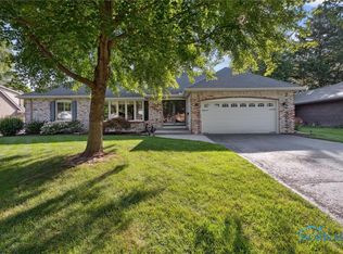 1781 Valley Way Dr, Toledo, OH 43614