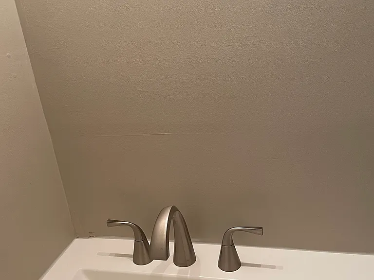 103 Timber Ln — Photo 3