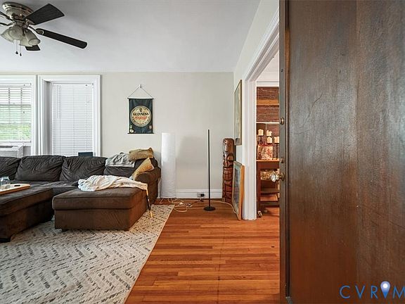 5th image of 3211 W Franklin St